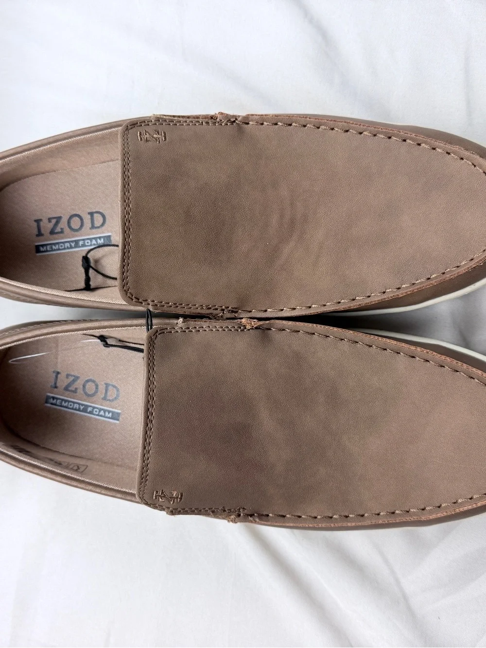 Men's Izod Casual Slip-On Shoes in Brown - Comfortable Everyday Style